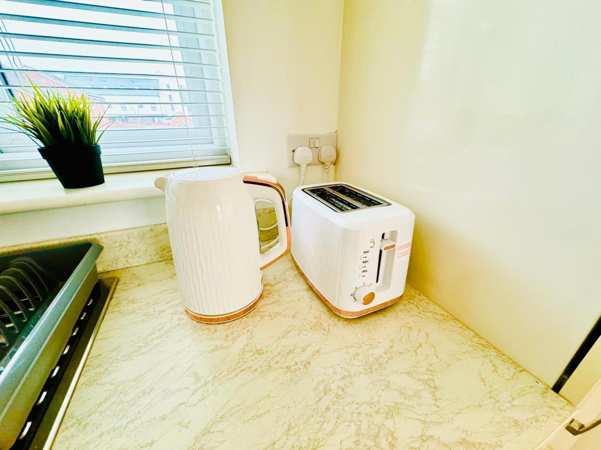 Modern 2-Bedroom Apartment Bristol Luaran gambar